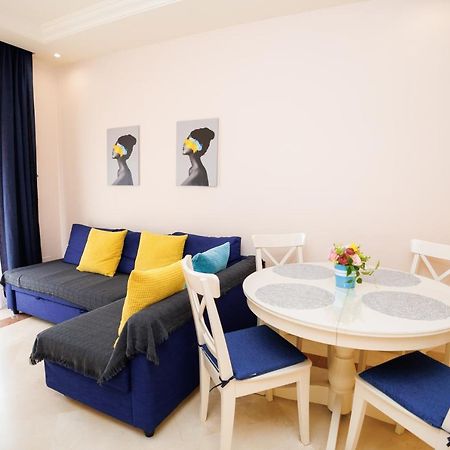 Two-Room Apartment In Elviria Near The Beach With Parking Marbella Exteriör bild